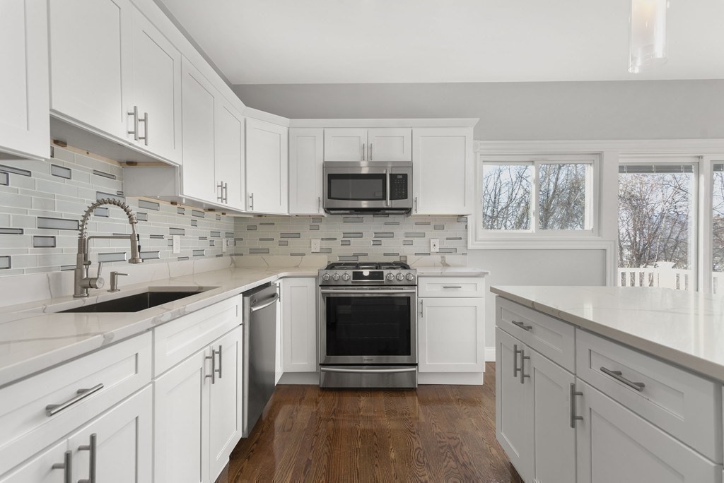 201 Byron Street, Unit 2 Boston, MA 02128 - Photo 4 of 10
