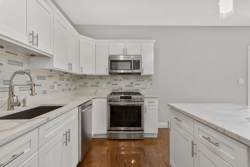 201 Byron Street, Unit 2 Boston, MA 02128 - Photo 5 of 10
