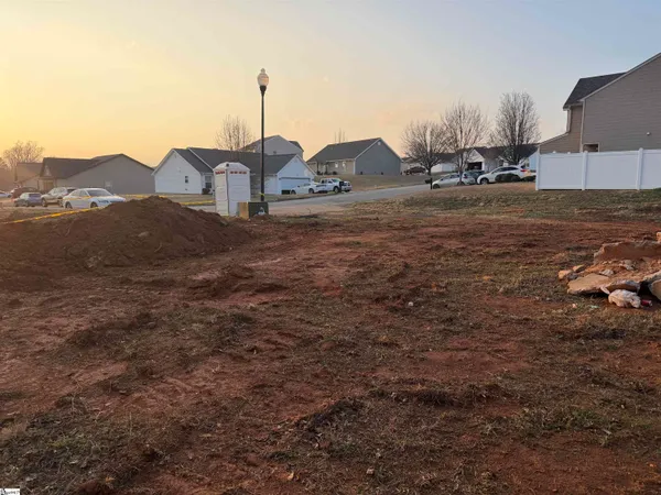 $34,900 | 302 Oglesby Creek Lane, Spartanburg, SC 29303