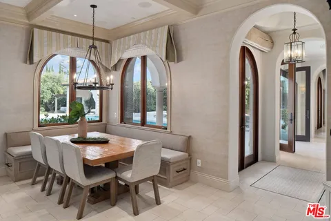 $6,399,000 | 6882 Arizona Avenue, Los Angeles, CA 90045