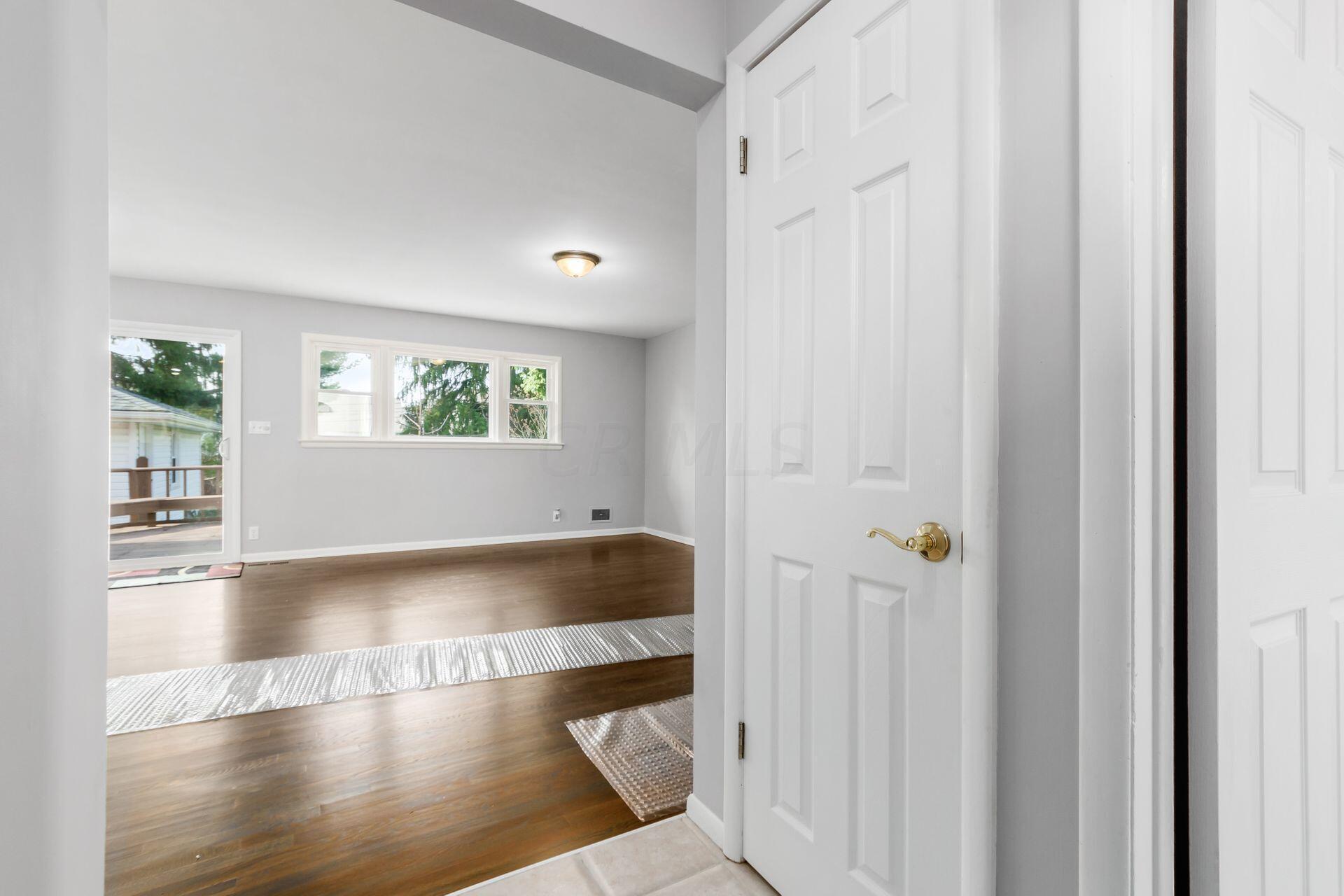 3003 Minerva Lake Road Columbus, OH 43231 - Photo 13 of 46 Gallery Image 13