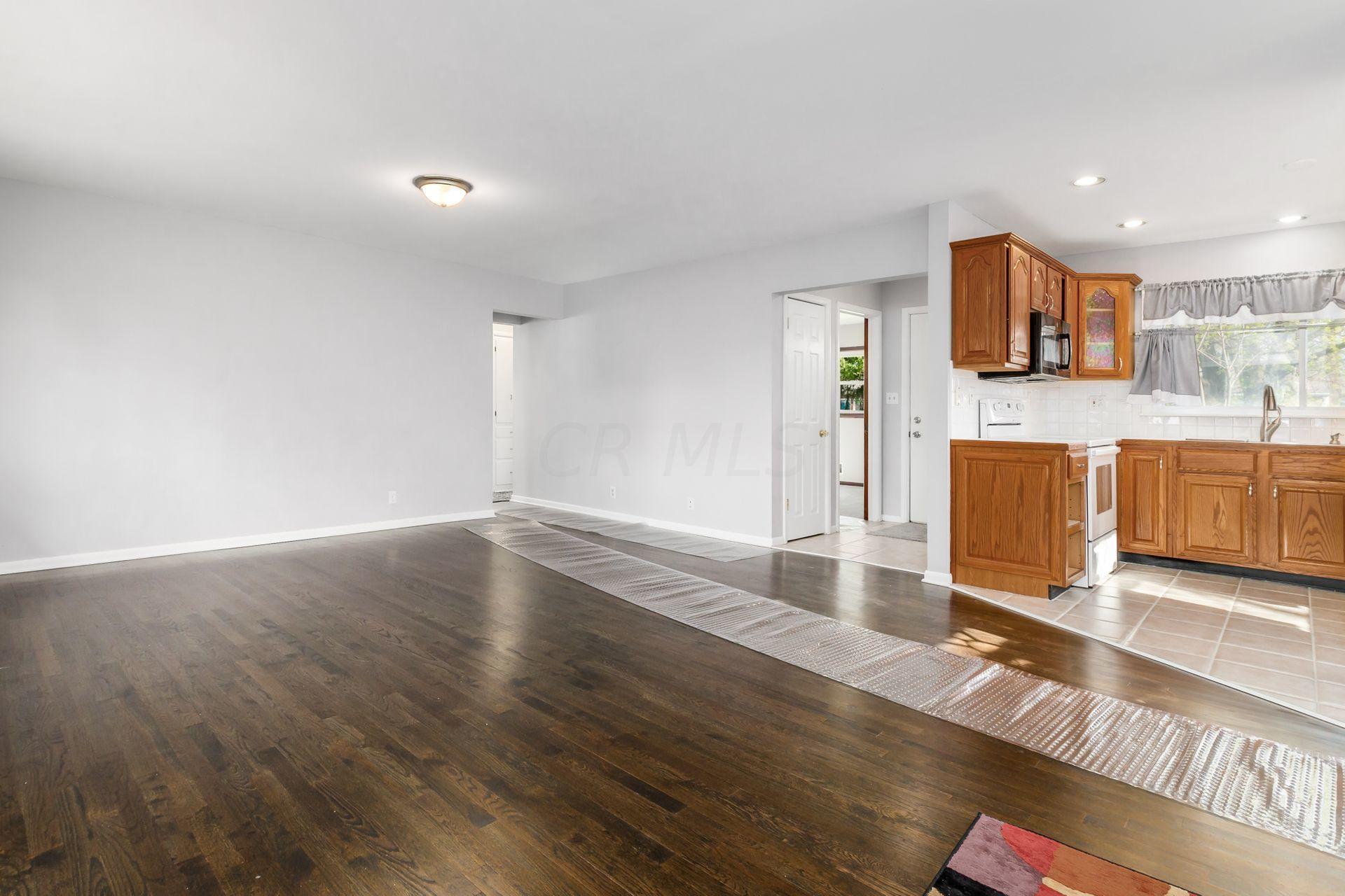 3003 Minerva Lake Road Columbus, OH 43231 - Photo 14 of 46 Gallery Image 14