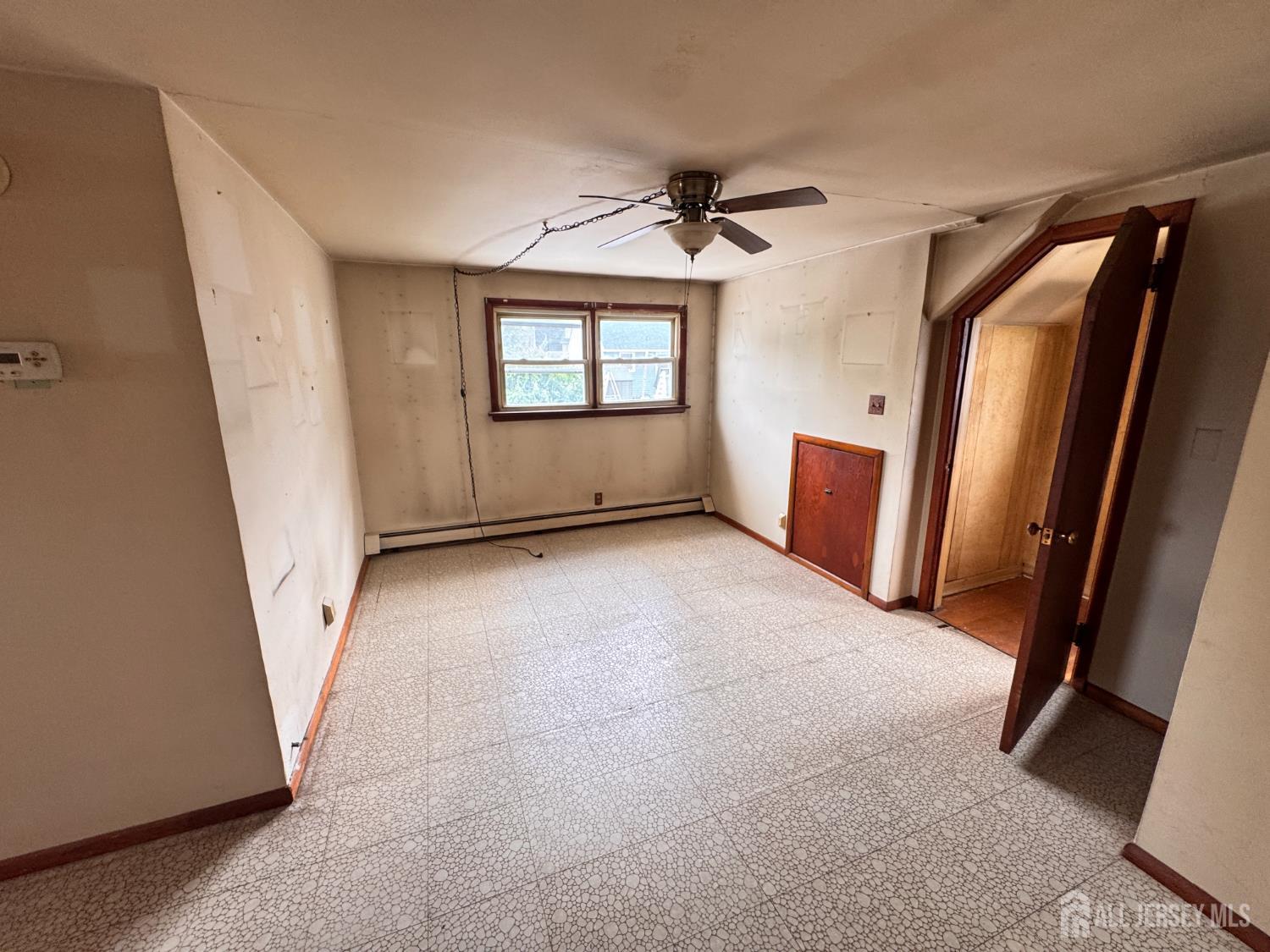 554 Ridgeway Avenue Sayreville, NJ 08879 - Photo 17 of 42