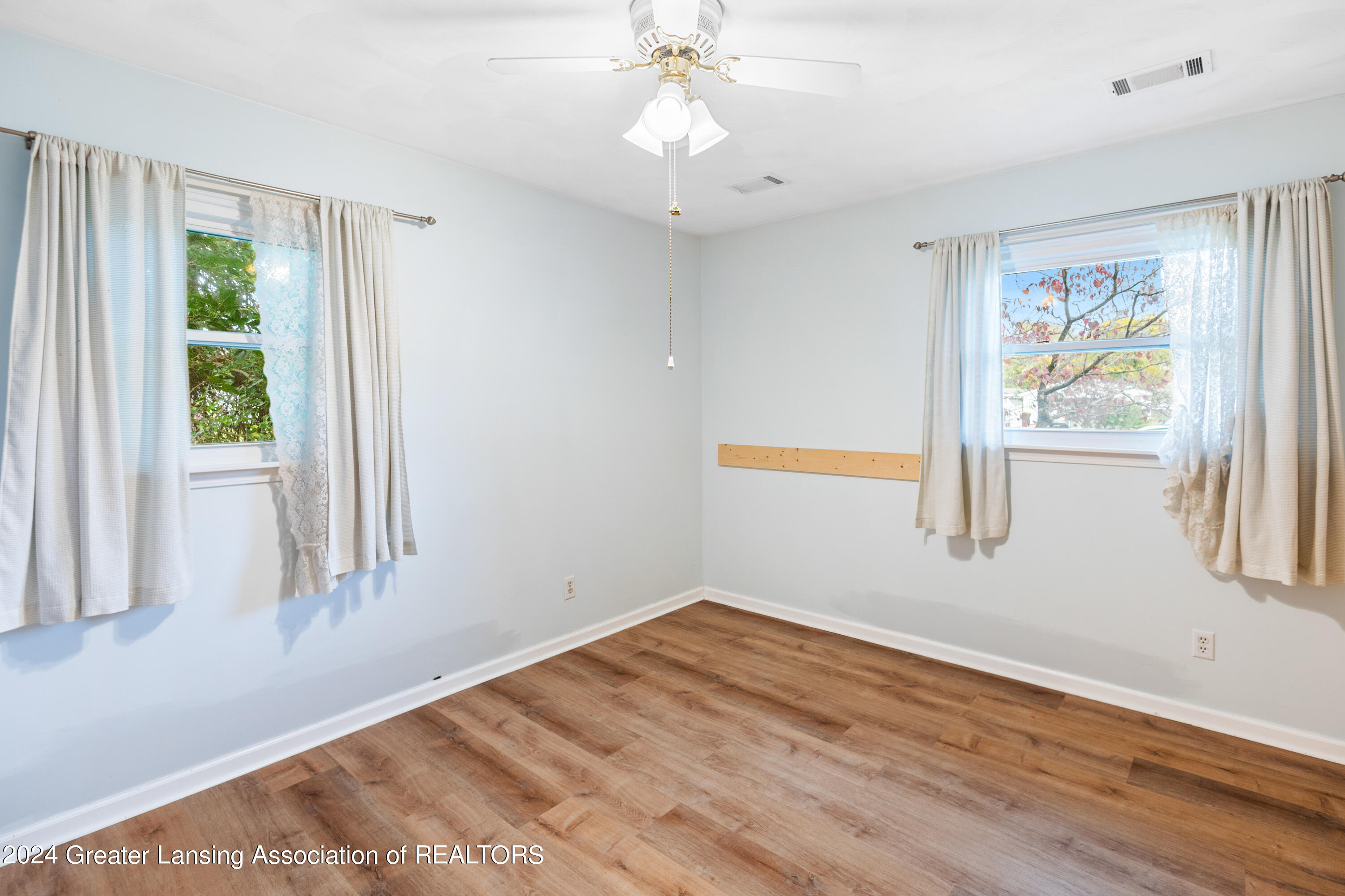 1015 Bretton Road Lansing, MI 48917 - Photo 16 of 40 BRETTON-15
