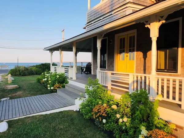 a view of a house with a garden