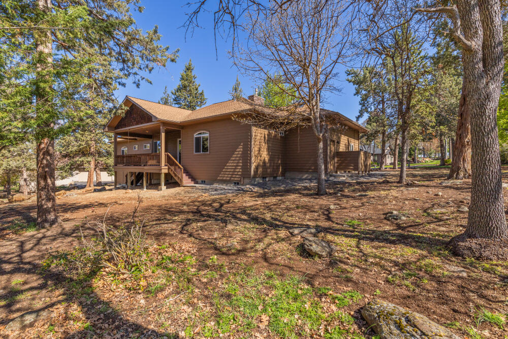 6352 Sanderling Road Klamath Falls, OR 97601 - Photo 52 of 65 Back of Home