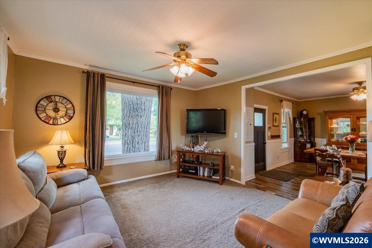 626 East Isabella Street Lebanon, OR 97355 - Photo 7 of 38