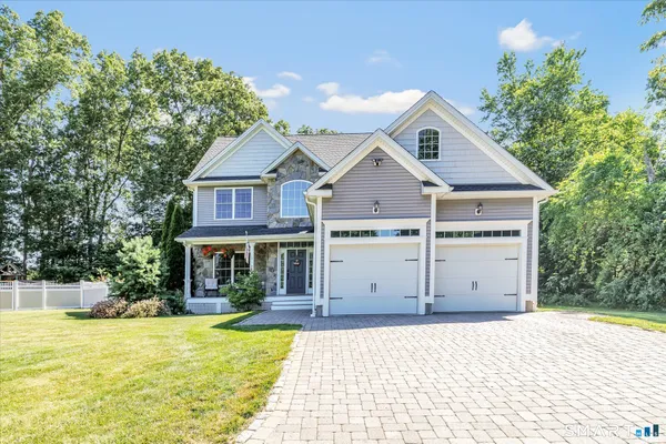 $789,900 | 42 Madalyn Lane, Southington, CT 06489