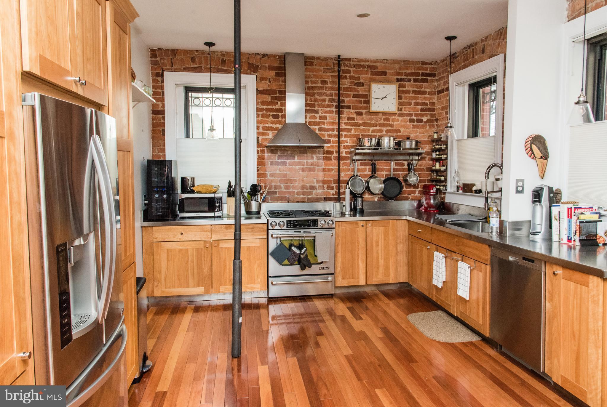 1419 R Street Northwest, Unit 11 Washington, DC 20009 - Photo 1 of 17 Kitchen