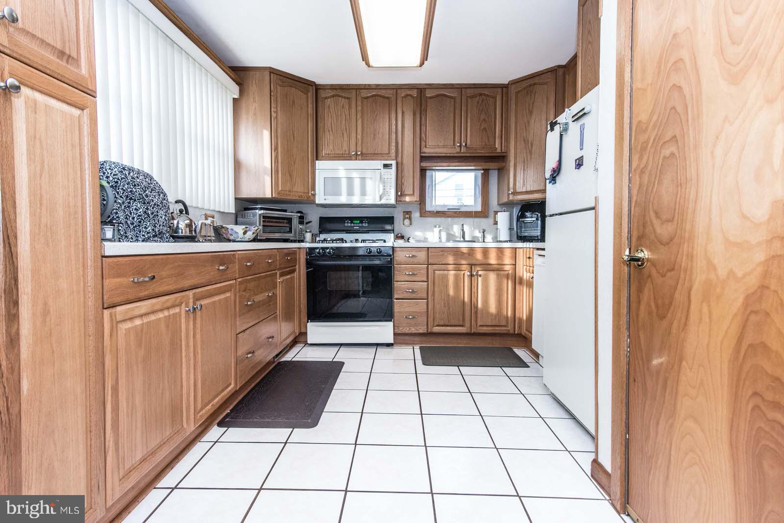 7807 Church Road Jenkintown, PA 19046 - Photo 11 of 48