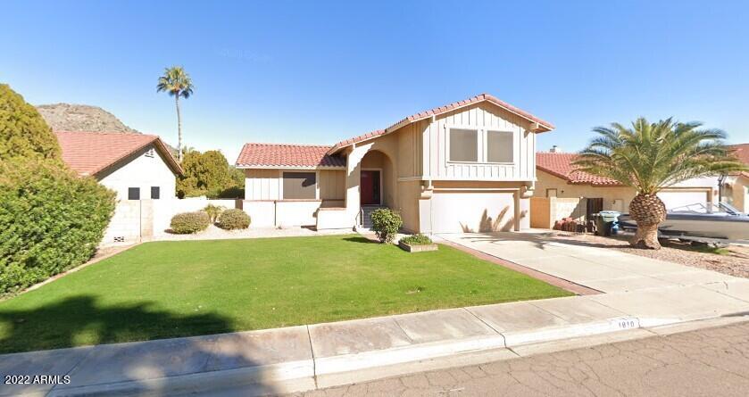 1810 East Hearn Road Phoenix, AZ 85022 - Photo 1 of 1 1810 E Hearn Rd