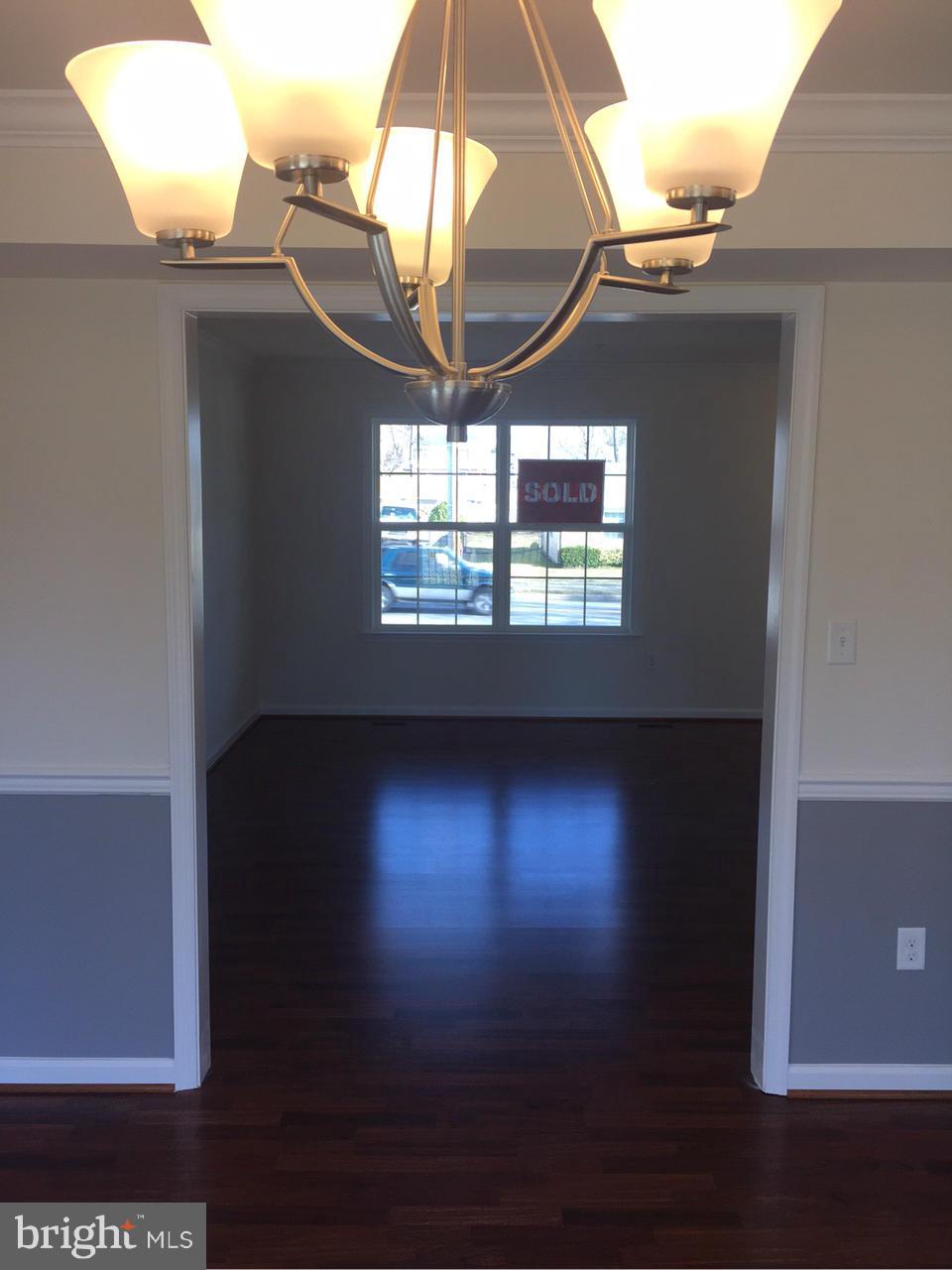 2312 Lodge Farm Road Baltimore, MD 21219 - Photo 14 of 23 Dining Room