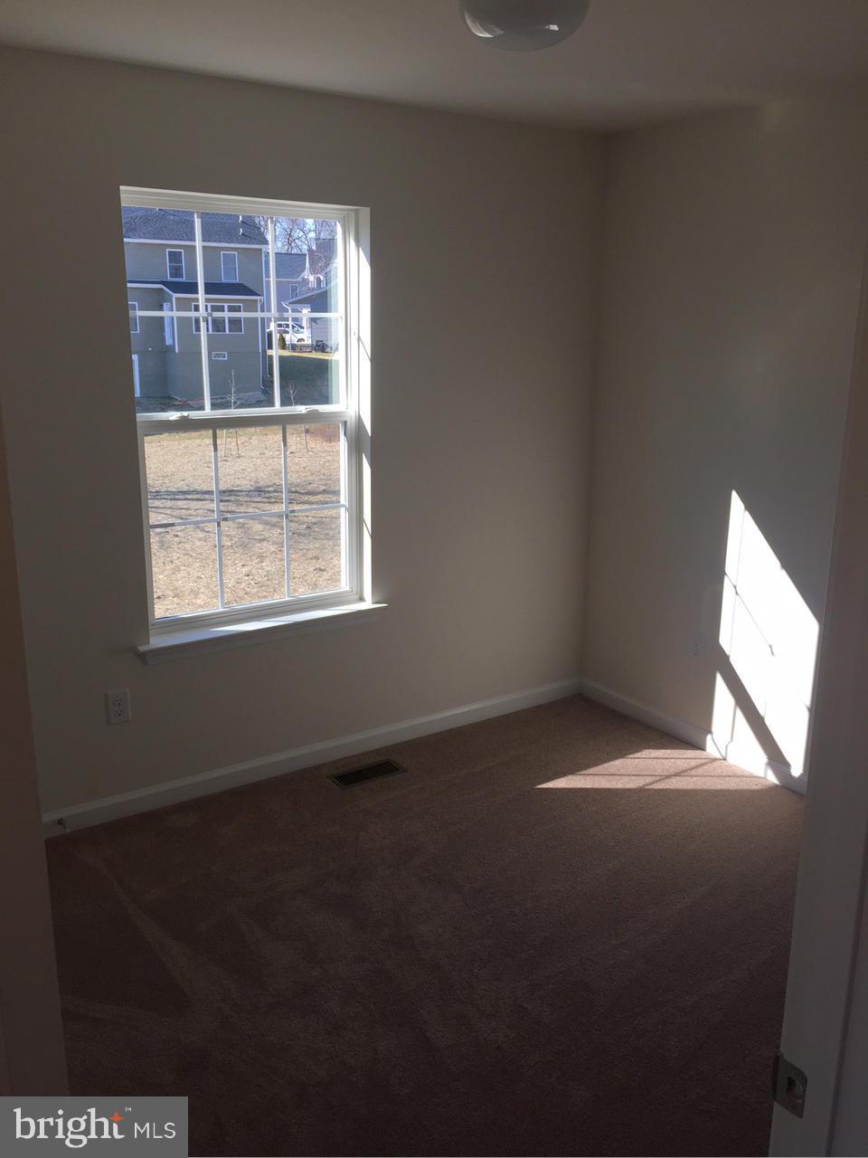 2312 Lodge Farm Road Baltimore, MD 21219 - Photo 20 of 23 Bedroom