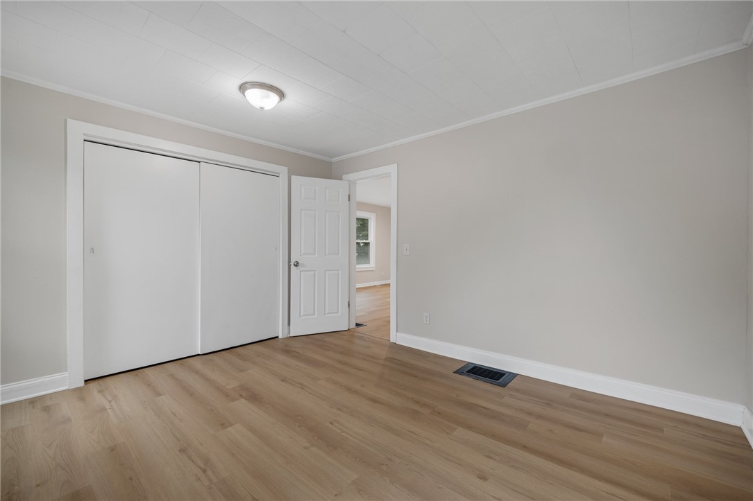 253 Benton Street Rochester, NY 14620 - Photo 19 of 40