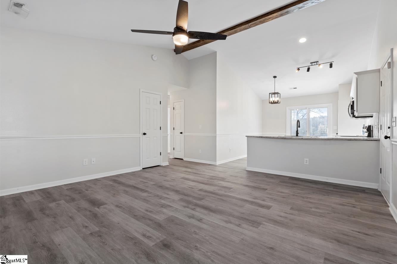 708 Maple Drive Greer, SC 29651 - Photo 3 of 24 Gallery Image 3