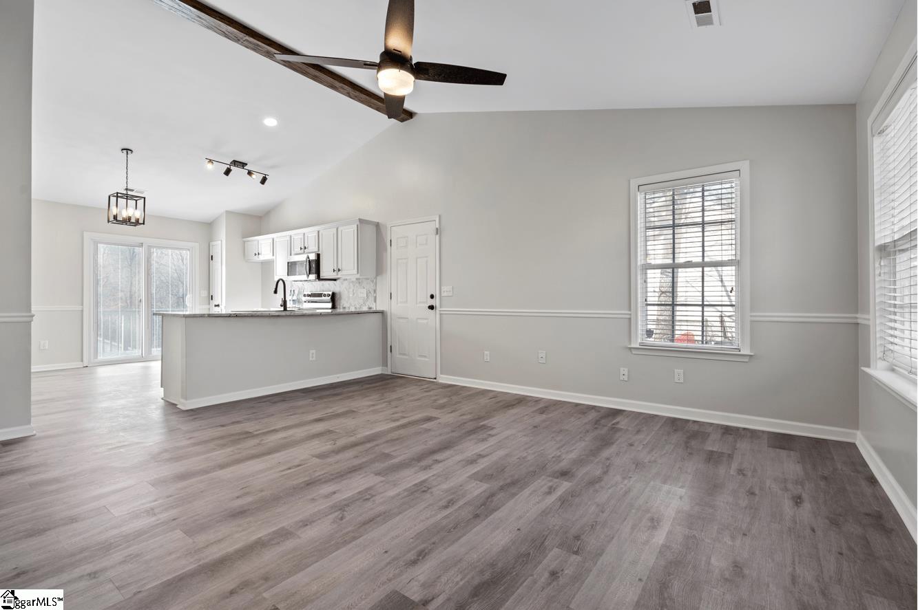 708 Maple Drive Greer, SC 29651 - Photo 4 of 24 Gallery Image 4