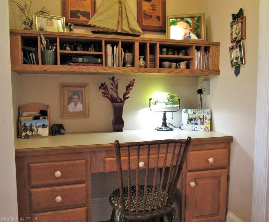 1450 Falcon Ridge Road Blacksburg, VA 24060 - Photo 20 of 66 Gallery Image 20