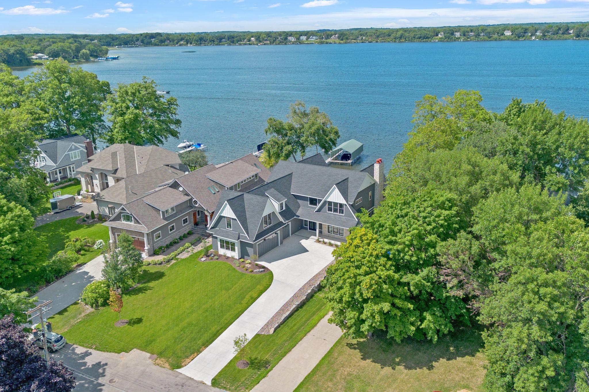 110 Interlachen Lane Tonka Bay, MN 55331 - Photo 2 of 69