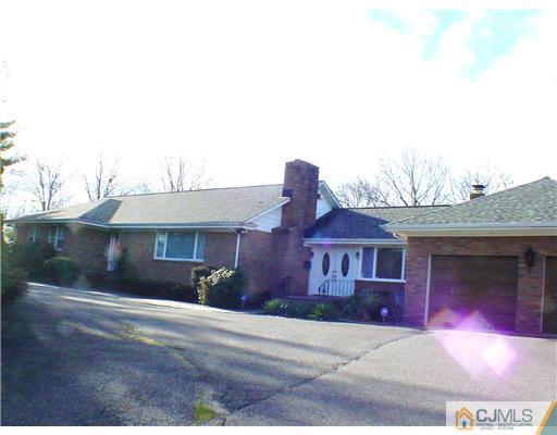 90 Devon Road Colonia, NJ 07067 - Photo 2 of 8 Gallery Image 2