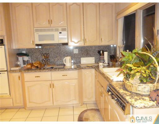 90 Devon Road Colonia, NJ 07067 - Photo 7 of 8 Gallery Image 7