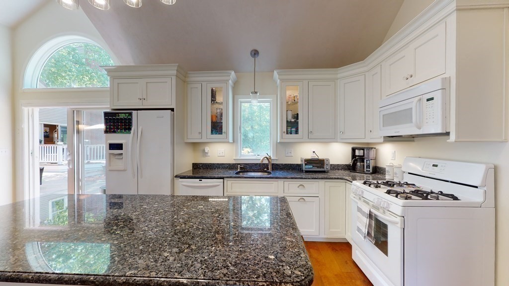 21 Kelshill Road Chelmsford, MA 01863 - Photo 38 of 42 Gallery Image 38
