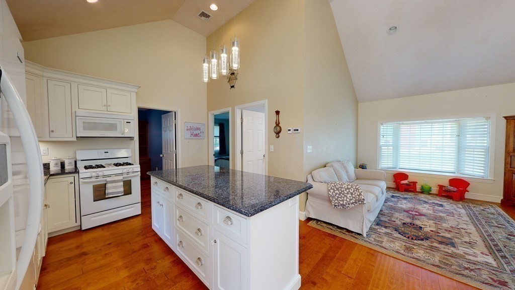 21 Kelshill Road Chelmsford, MA 01863 - Photo 41 of 42 Gallery Image 41
