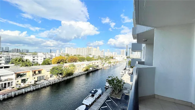 $3,300 | 3703 Northeast 166th Street, Unit 602, North Miami Beach, FL 33160