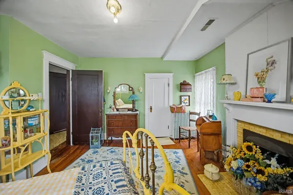 $304,000 | 611 East 3rd Street, Brookston, IN 47923