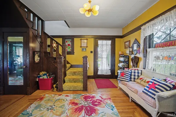 $304,000 | 611 East 3rd Street, Brookston, IN 47923