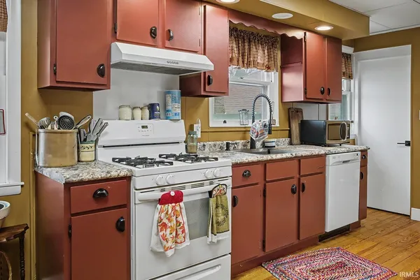 $304,000 | 611 East 3rd Street, Brookston, IN 47923