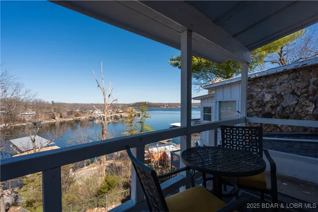 $199,900 | 71 Wheel House Circle, Unit 3, Lake Ozark, MO 65049