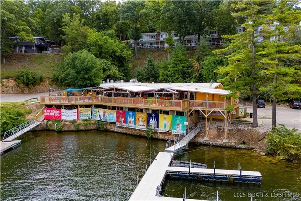 $199,900 | 71 Wheel House Circle, Unit 3, Lake Ozark, MO 65049