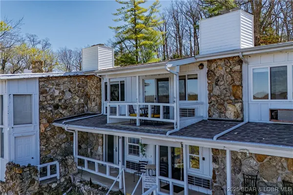 $199,900 | 71 Wheel House Circle, Unit 3, Lake Ozark, MO 65049