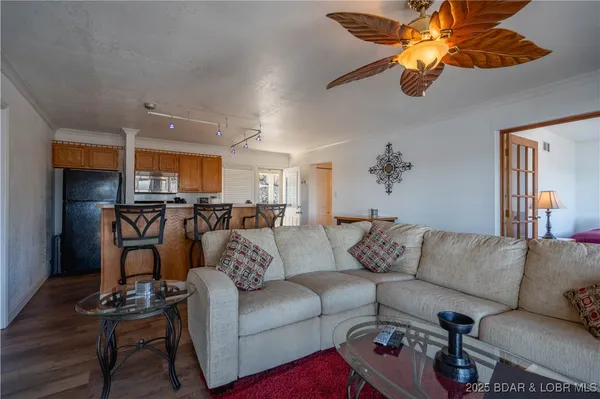 $199,900 | 71 Wheel House Circle, Unit 3, Lake Ozark, MO 65049