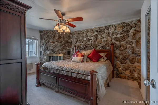 $199,900 | 71 Wheel House Circle, Unit 3, Lake Ozark, MO 65049