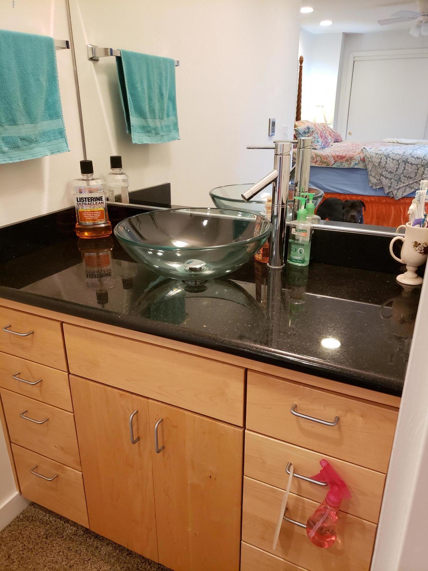 707 Northeast 7th Street Newport, OR 97365 - Photo 17 of 19 Floating sink master bathroom