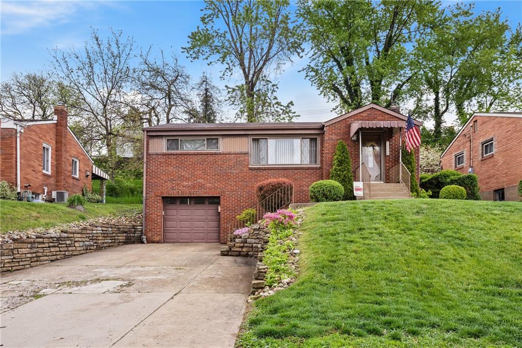 2320 Crestview Road Pittsburgh, PA 15216 - Photo 2 of 24 Gallery Image 2