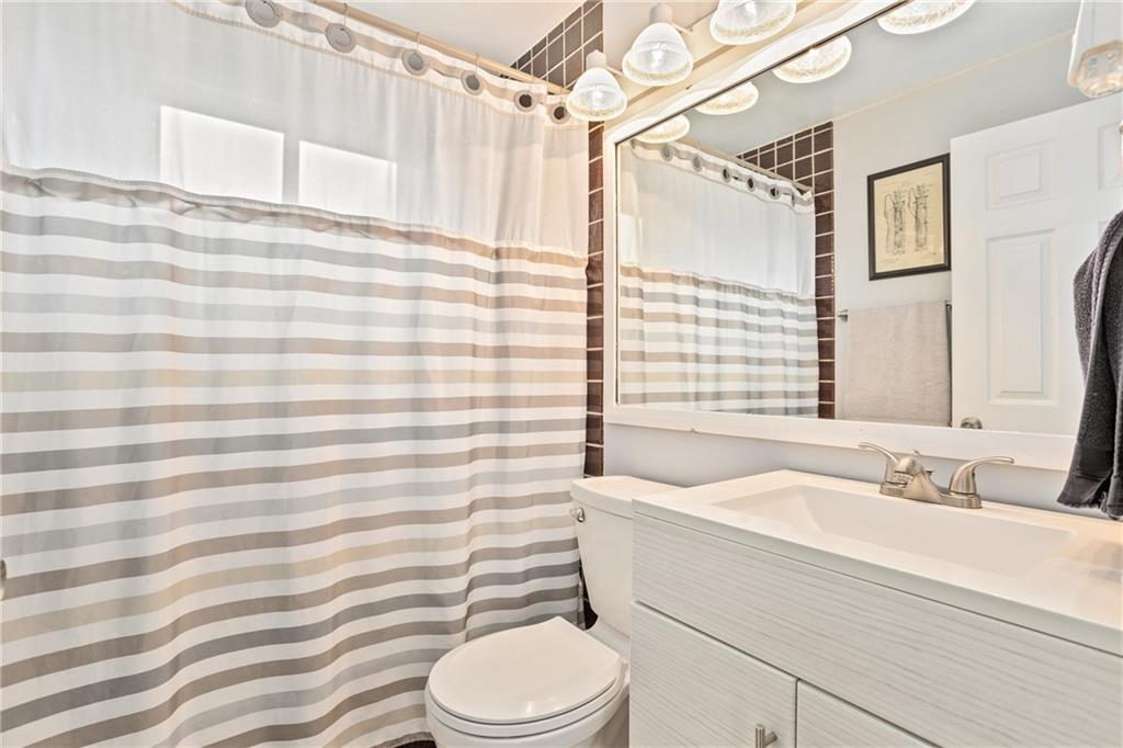 2320 Crestview Road Pittsburgh, PA 15216 - Photo 18 of 24 Gallery Image 18