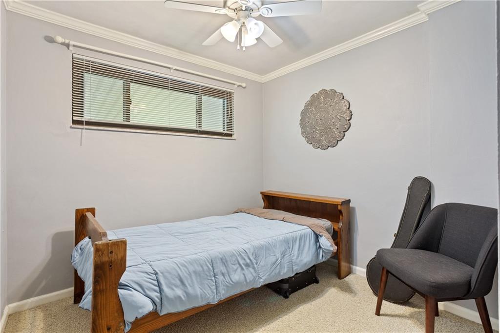 2320 Crestview Road Pittsburgh, PA 15216 - Photo 22 of 24 Gallery Image 22