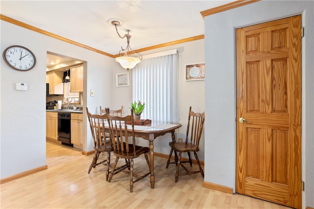 2320 Crestview Road Pittsburgh, PA 15216 - Photo 9 of 24 Gallery Image 9