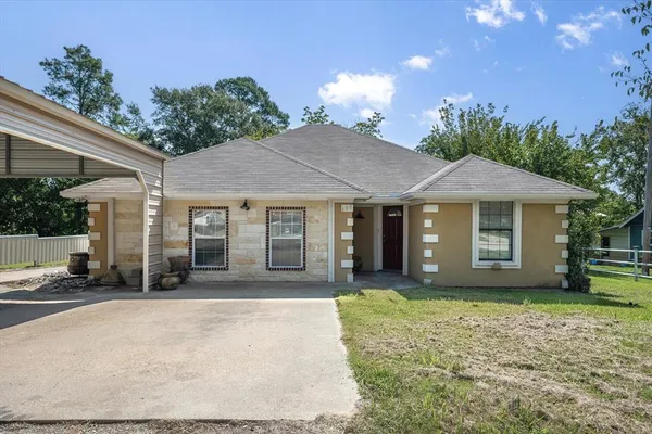 $2,000 | 408 North Richardson Street, Grand Saline, TX 75140