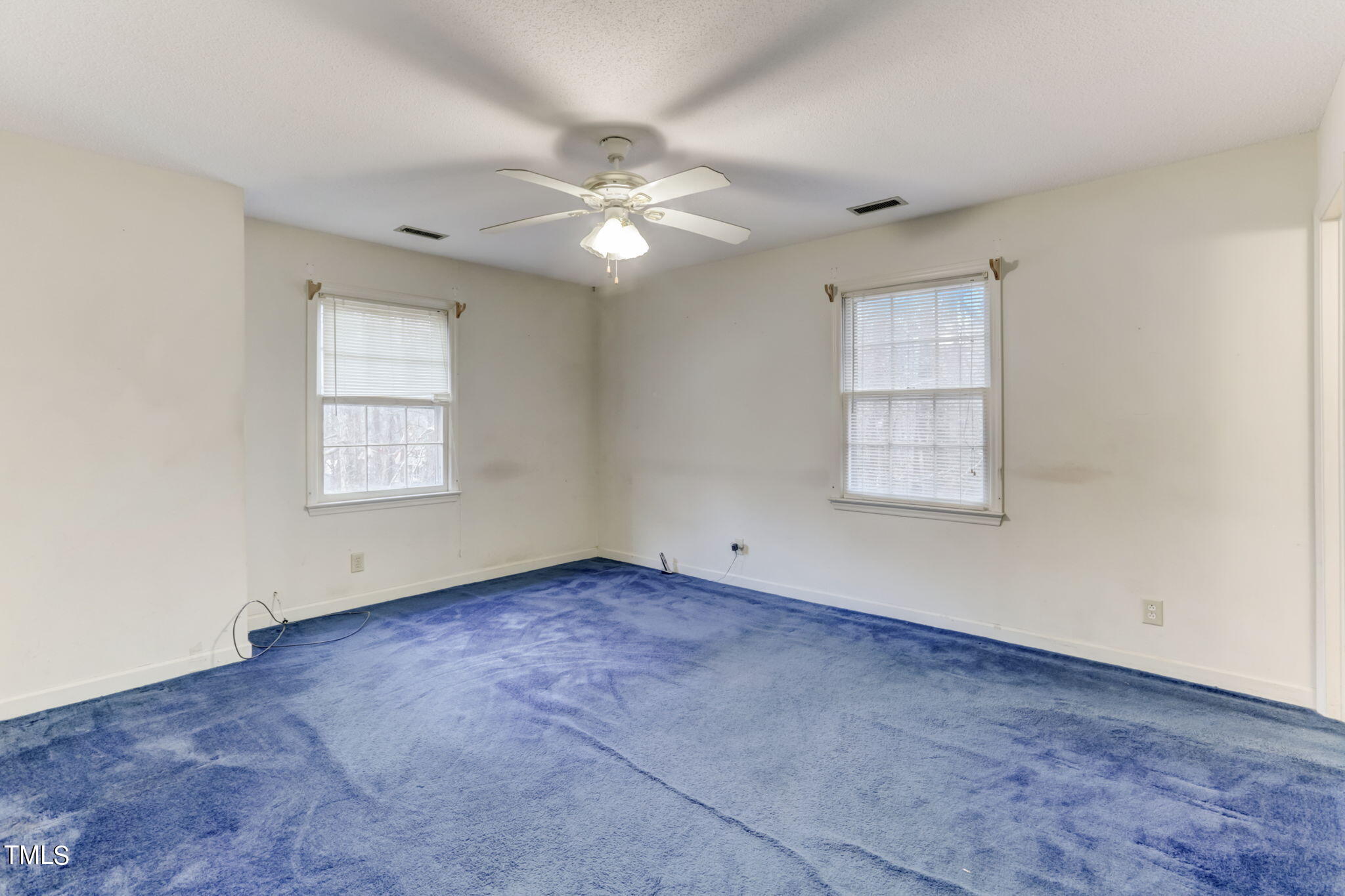 5502 Russell Road Durham, NC 27712 - Photo 15 of 31 23-web-or-mls-Russell Rd-023