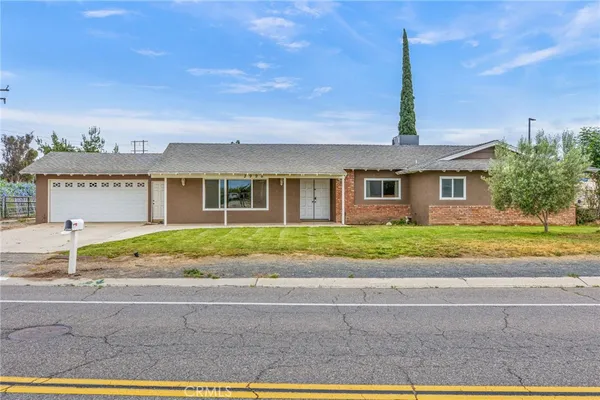 $994,900 | 3998 Bluff Street, Norco, CA 92860