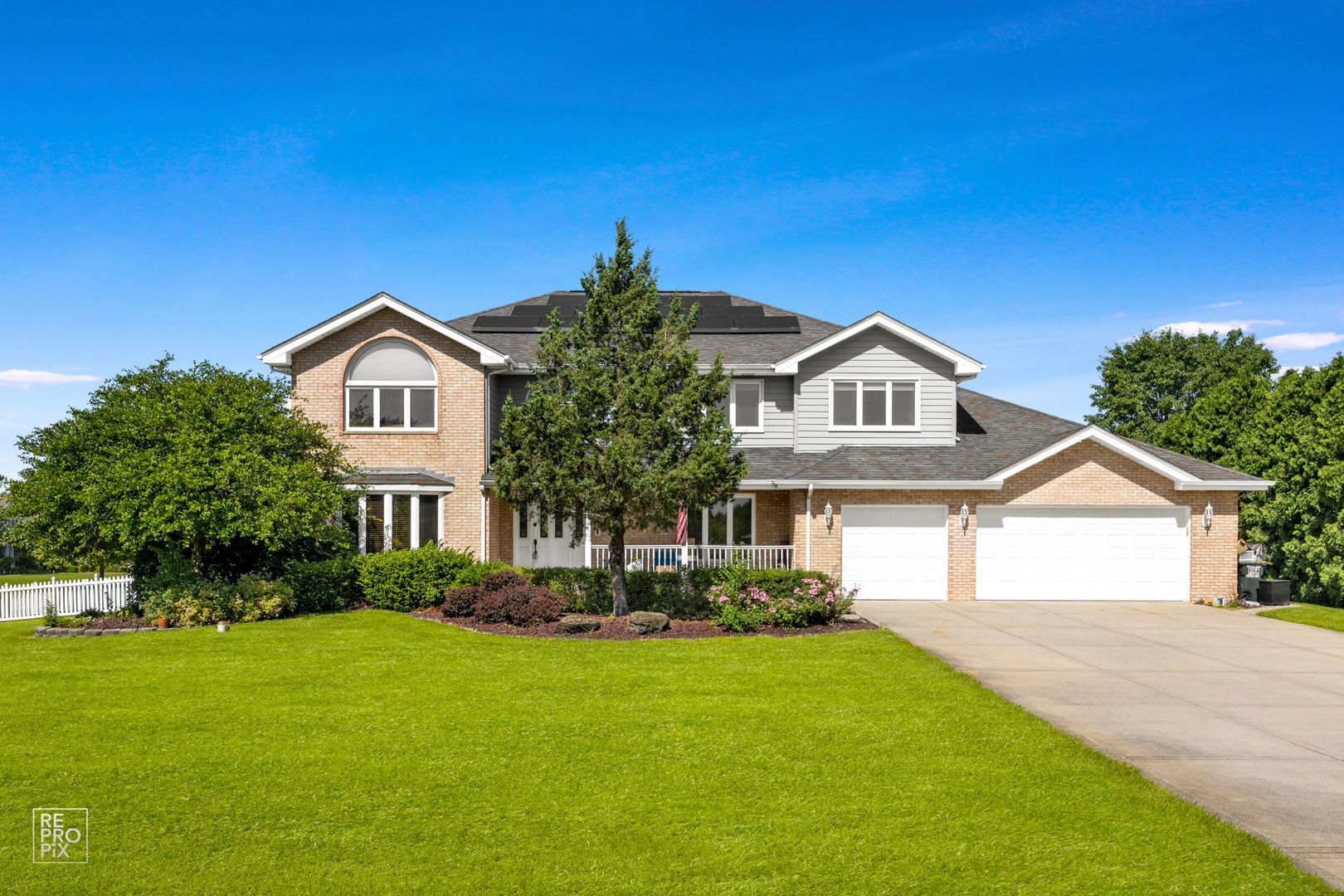 22600 South Farm View Road New Lenox, IL 60451 - Photo 1 of 41 Gallery Image 1