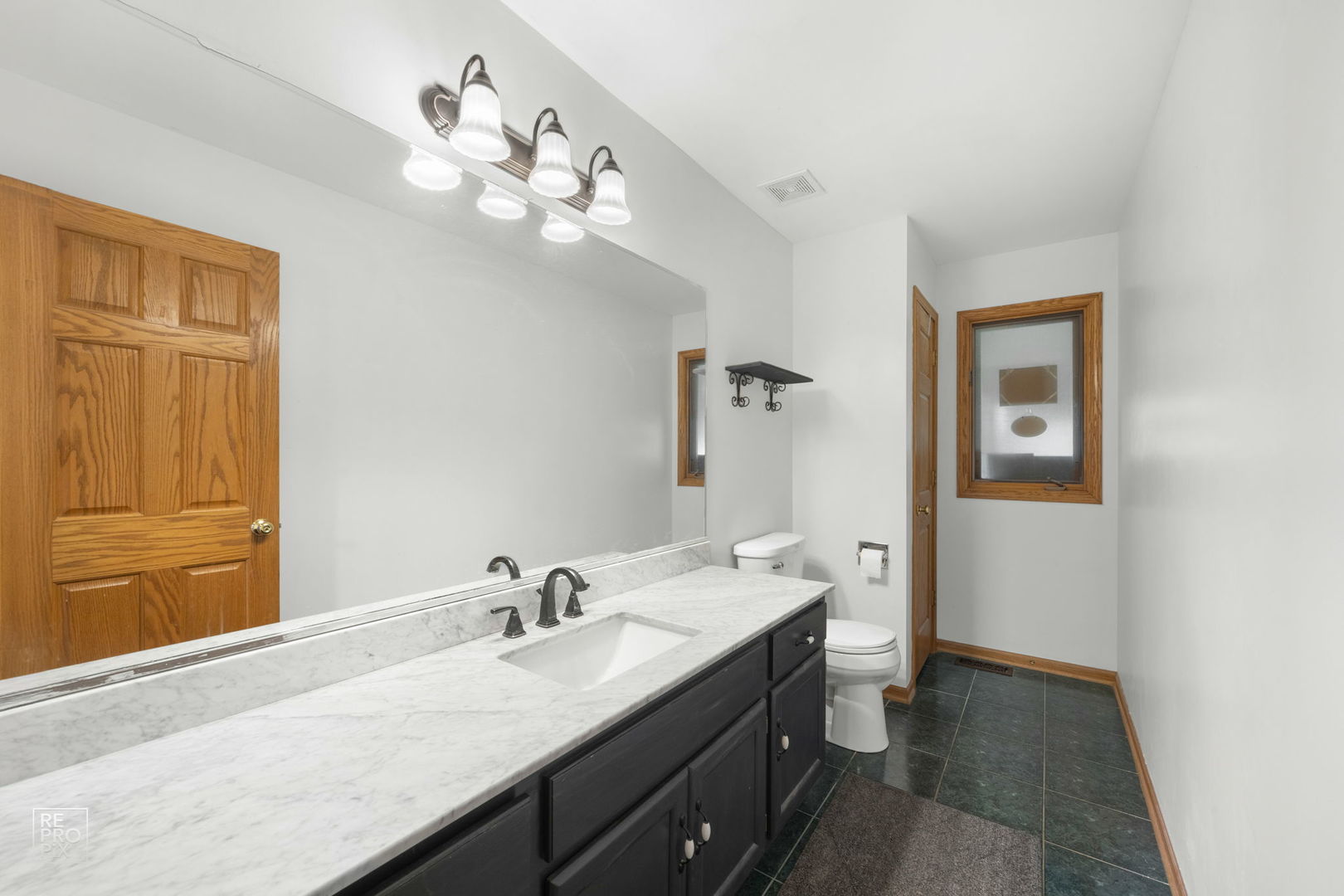 22600 South Farm View Road New Lenox, IL 60451 - Photo 31 of 41 Gallery Image 31