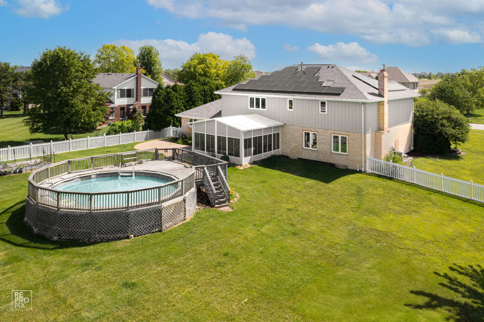 22600 South Farm View Road New Lenox, IL 60451 - Photo 37 of 41 Gallery Image 37