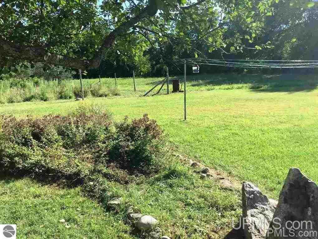 425 Grant Road Germfask, MI 49836 - Photo 2 of 6 Gallery Image 2