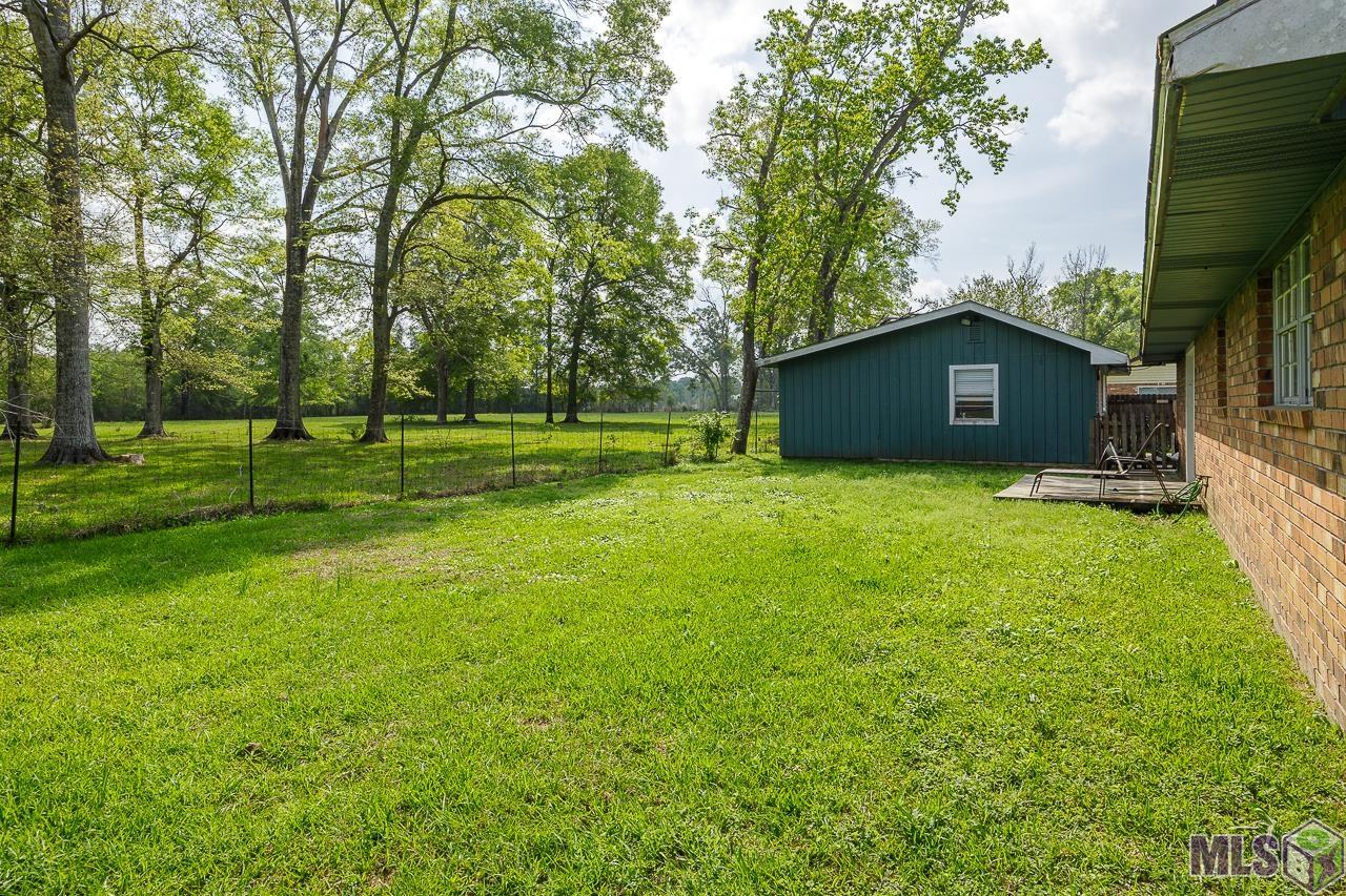 11070 Martin Road Gonzales, LA 70737 - Photo 16 of 18 Workshop