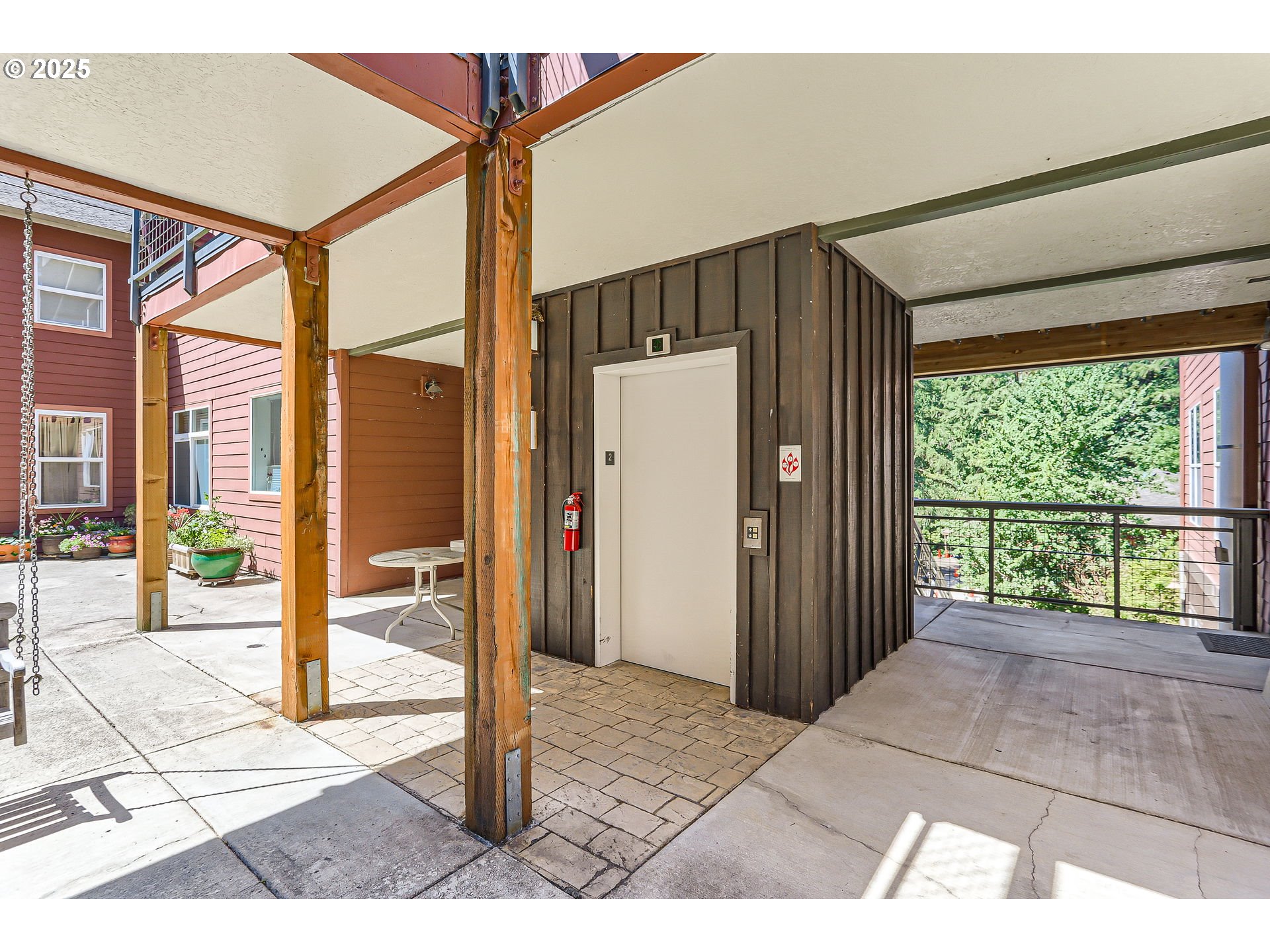 9601 Northwest Leahy Road, Unit 212 Portland, OR 97229 - Photo 2 of 20 Elevator