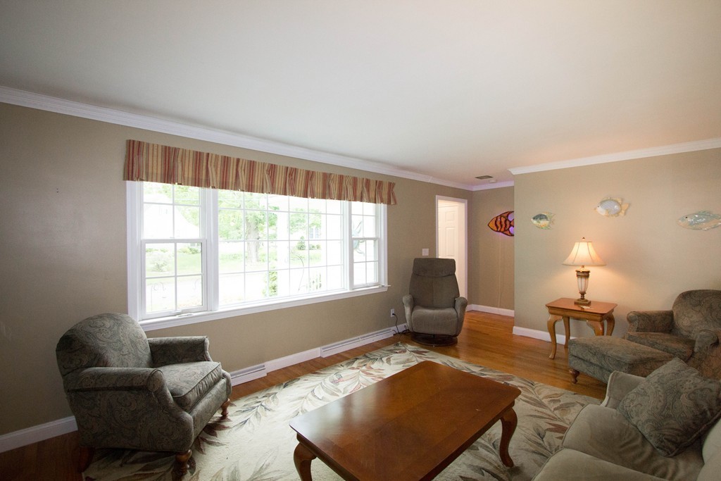 20 Randall Road Maynard, MA 01754 - Photo 5 of 30 Gallery Image 5